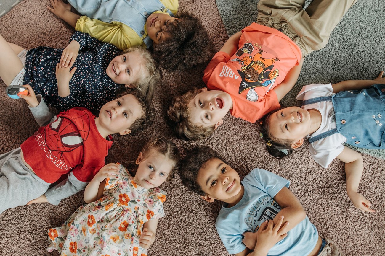 Sparkle Circle — a creative summer camp for children